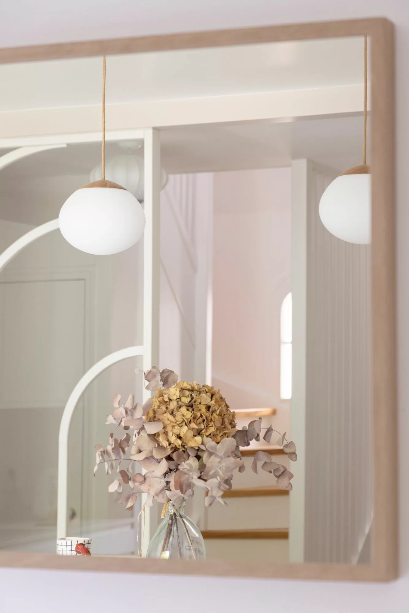 Escalier entree miroir